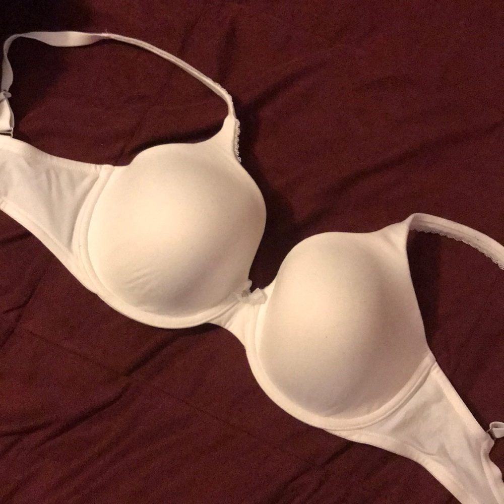 NWOT - Victoria’s Secret 32DDD bra